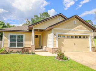 96 Benton Blvd, Freeport, FL 32439