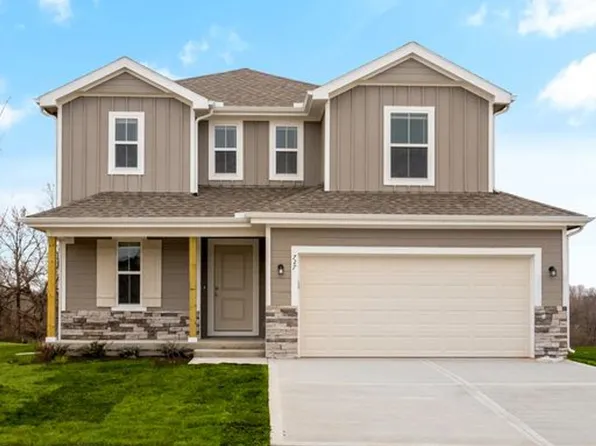 725 Shane Ln, Belton, MO 64012