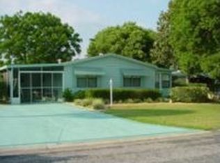 1111 Lintz Ln, Lady Lake, FL 32159