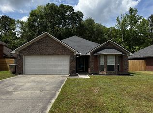 276 Gloucester Dr, Midway, GA 31320