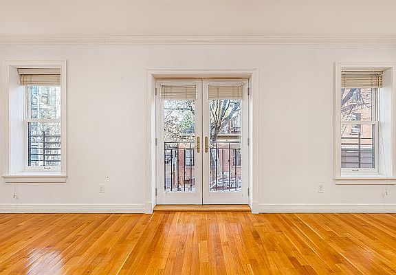 4th image of 440 13th St #A