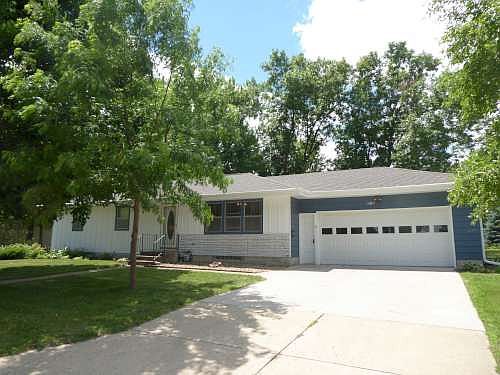 1420 11th Avenue, Windom, Mn 56101