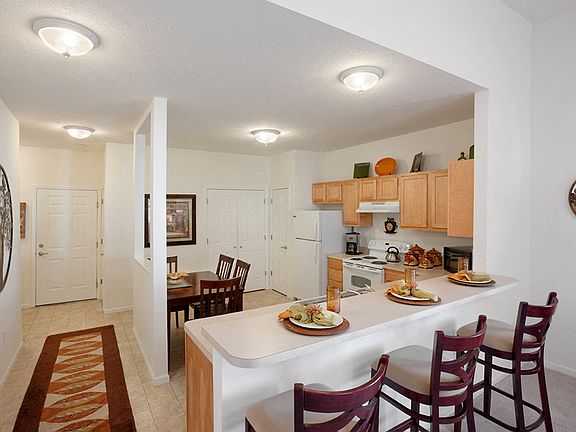 Large Kitchens with Breakfast Bar and Room for a Table