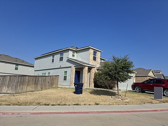 3rd image of 524 Circle Way