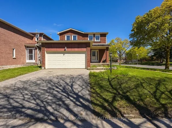 2 Danjohn Cres, Toronto, ON M1V 3N3