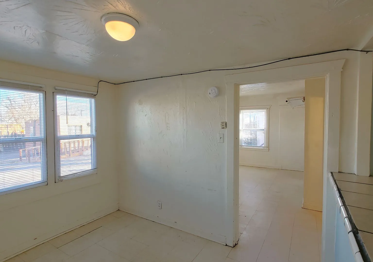 Sunset Apartments — Photo 3