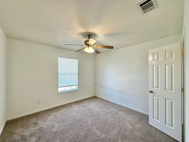 3509 Westwood Dr — Photo 18
