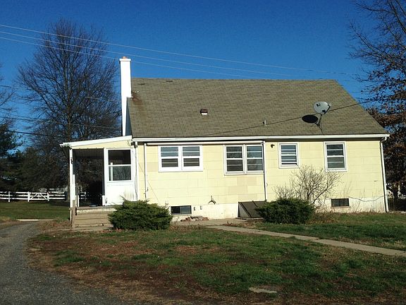 4th image of 4500 Skippack Pike