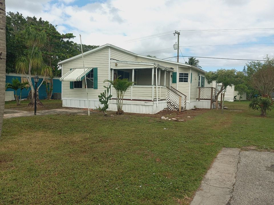1st image of 2360 49th Way N #263