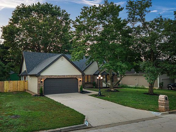 3rd image of 2340 S Nolting Avenue