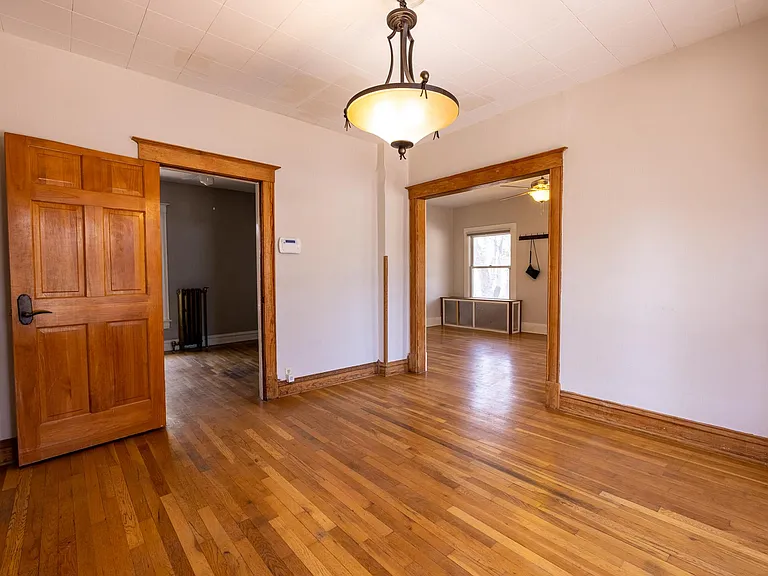 1211 E Boulder St — Photo 5