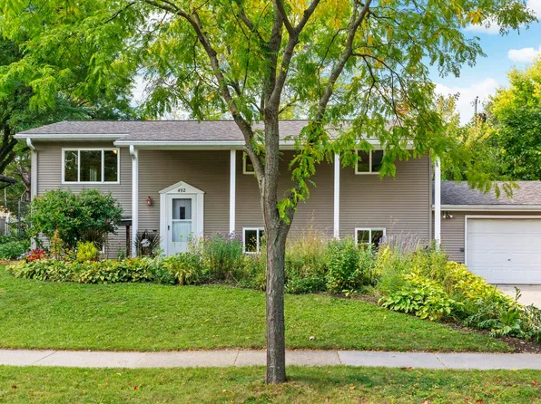 492 Presidential Ln, Madison, WI 53711