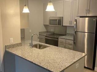 60B Traders Way #40004, Salem, MA 01970