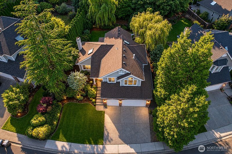2nd image of 18010 NE 109 Court