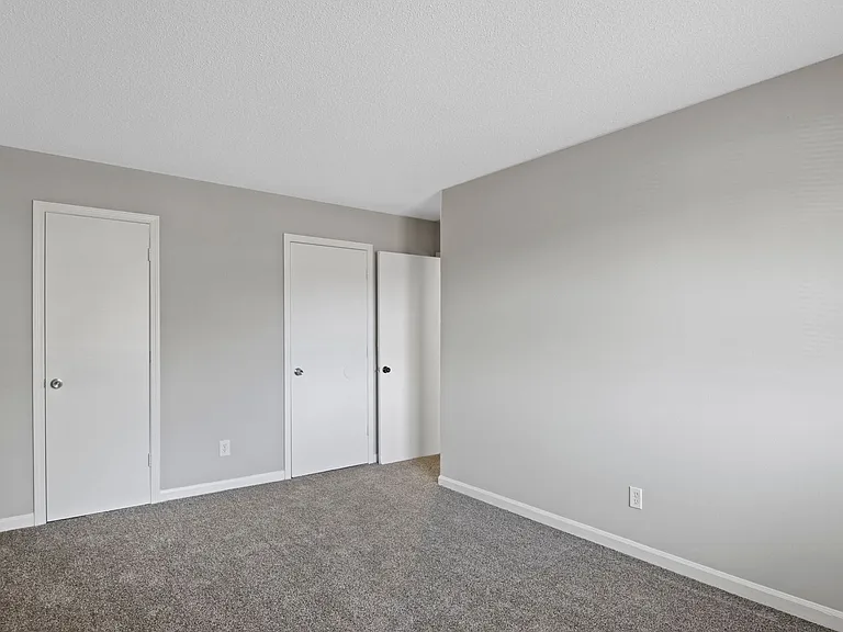 The Vineyards Apartment Homes — Photo 9