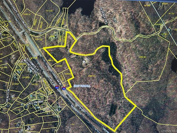 2nd image of 545 Grape Hollow Road