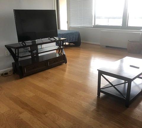 4th image of 3705 S George Mason Dr APT 1408