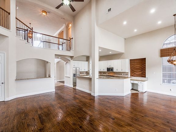 5th image of 5185 Kiowa Dr