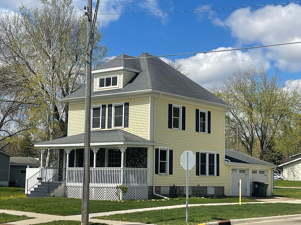 1st image of 387 4th St