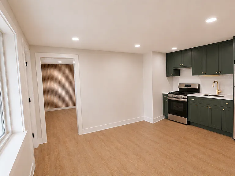 551 Elm St — Photo 4