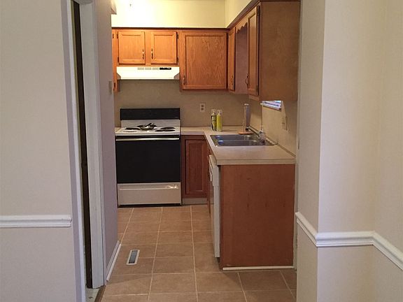 3rd image of 7583 Bella Dr
