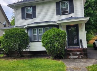 852 Arnett Blvd, Rochester, NY 14619