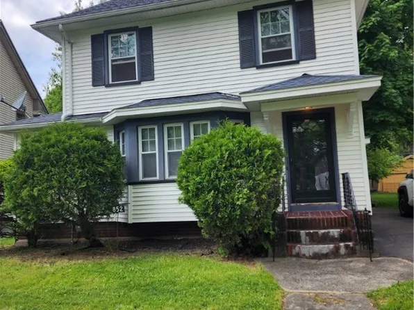 852 Arnett Blvd, Rochester, NY 14619