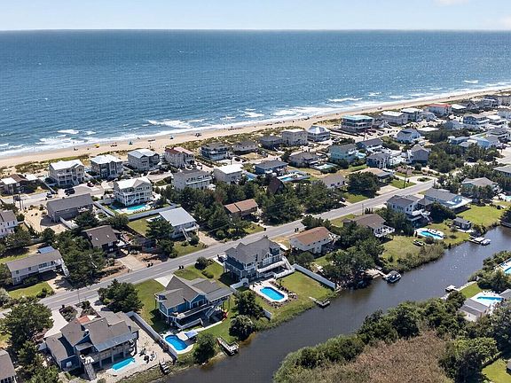 4th image of 3521 Sandpiper Rd