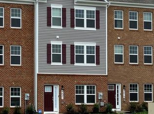 9606 Fagan Dr, Bowie, MD 20721