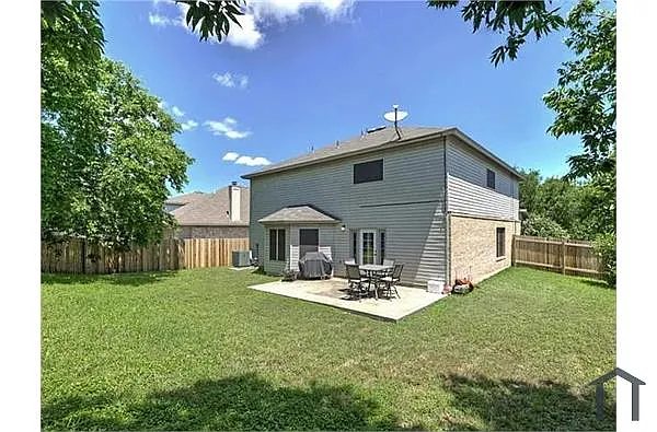 Building Photo - 713 Catumet Dr