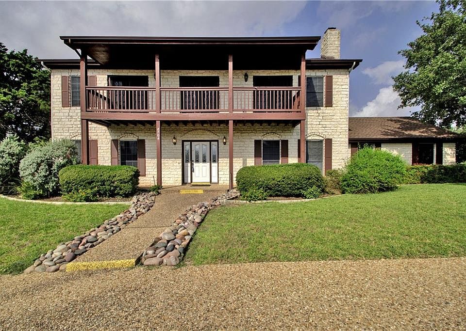 1st image of 8704 Bluegrass Dr