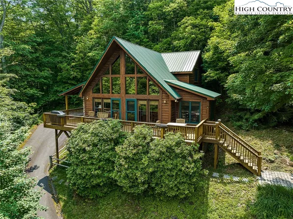 320 Timber Ridge Road, Sugar Mountain, NC 28604