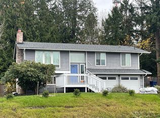 8305 45th Pl W, Mukilteo, WA 98275