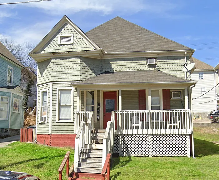 1209 Clinch Ave #4 — Photo 1