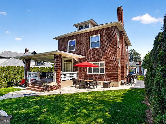 3rd image of 519 Carsonia Ave