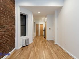 7 Jones St, New York, NY