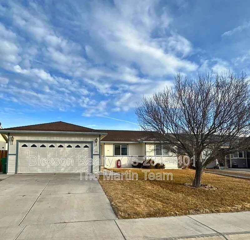 3 bed, 2.0 bath, 1284 sqft, $1,839 — Photo 1
