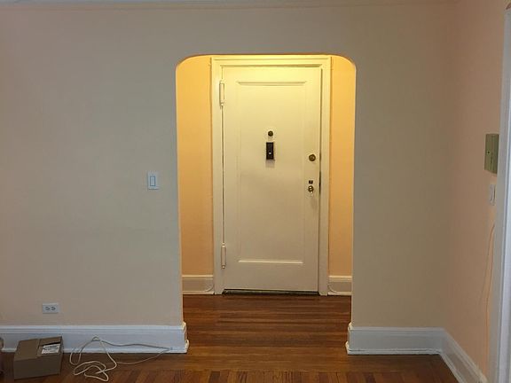 3rd image of 9 Greenridge Ave APT 8E