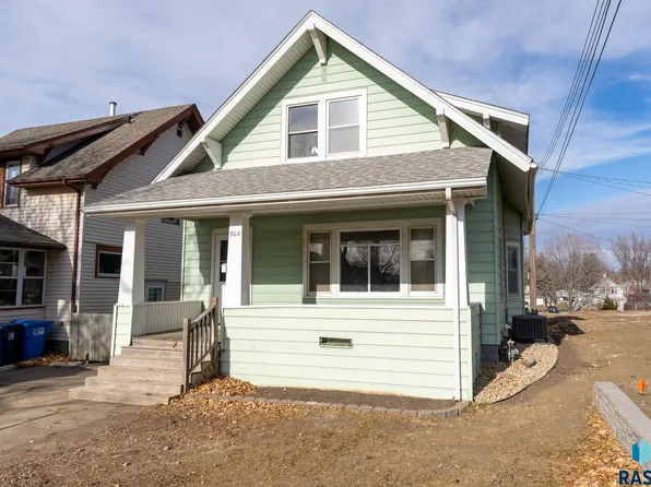 908 W 6th St, Sioux Falls, SD 57104