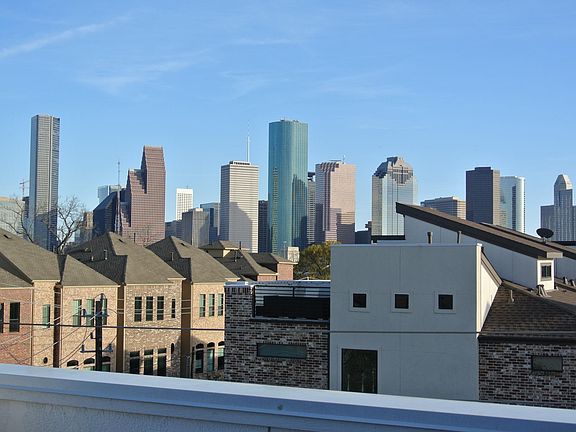 Downtown View!!