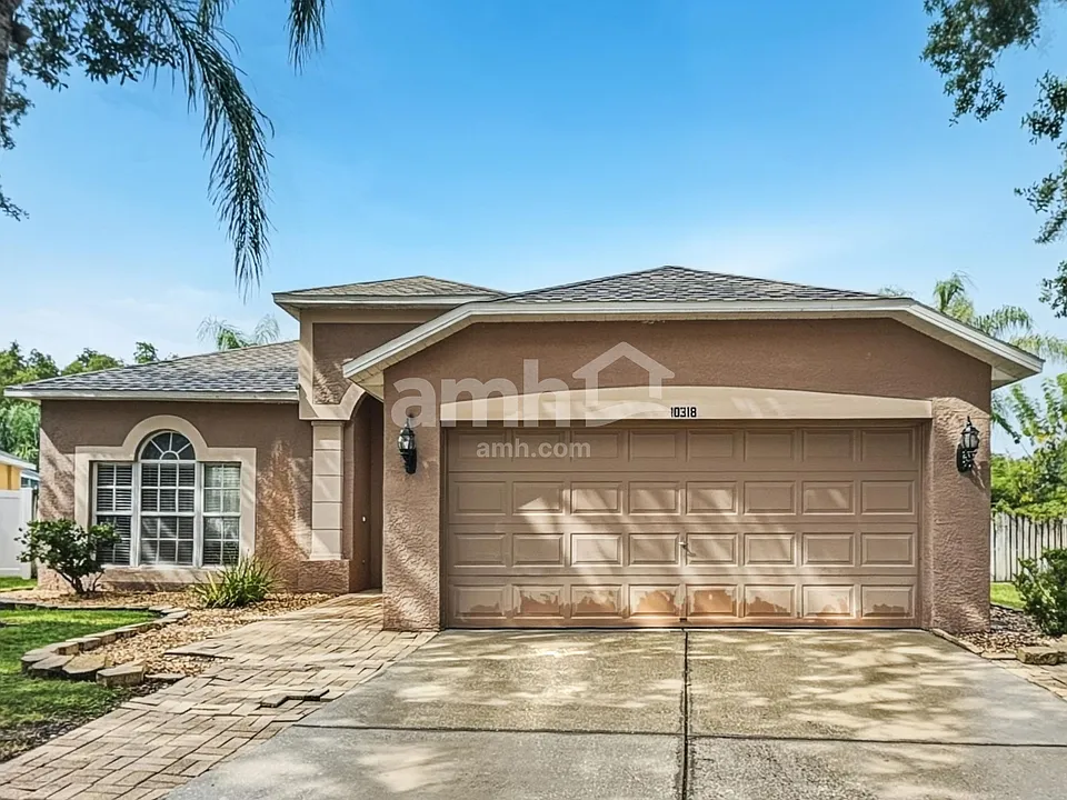 10318 Goldenbrook Way