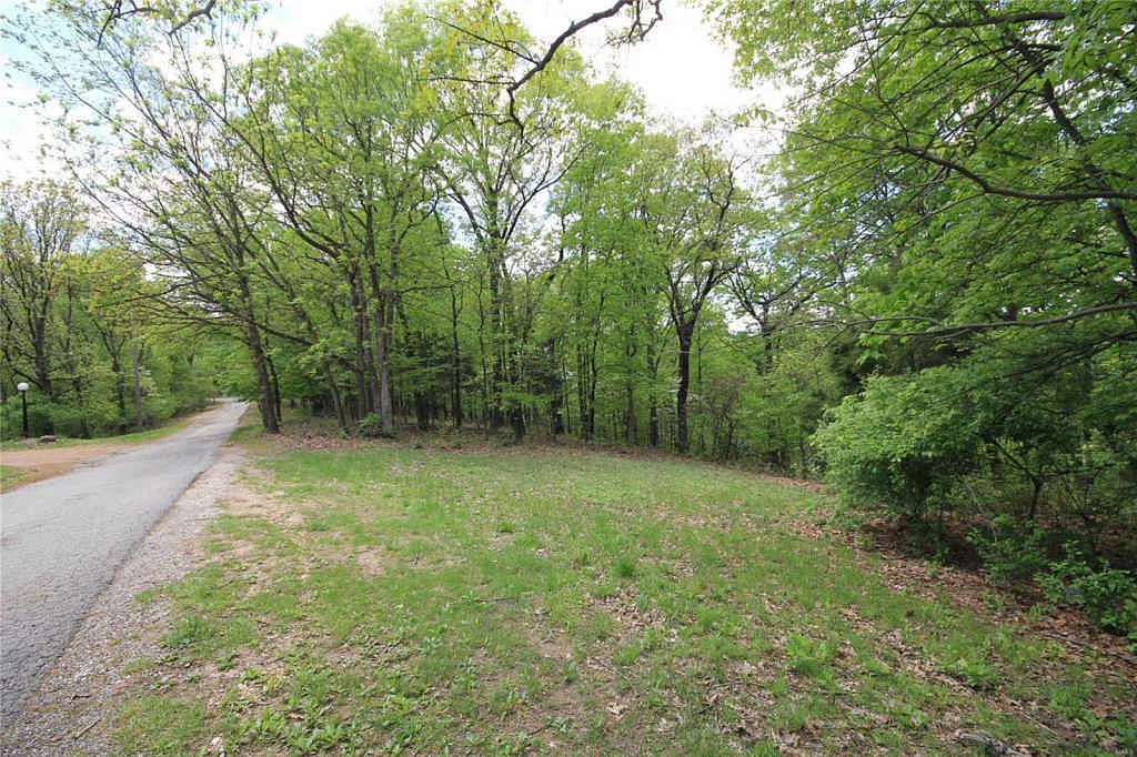 1409 Palisades Rd photo 1