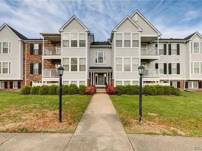 9389 Horse Castle Ct UNIT 704, Glen Allen, VA, 23060
