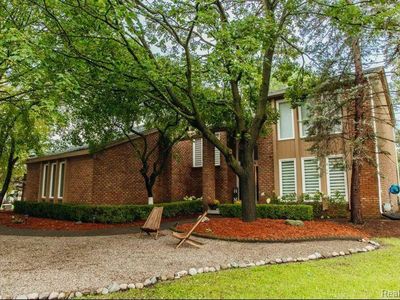 29445 Valley Bnd, Farmington Hills, MI, 48331