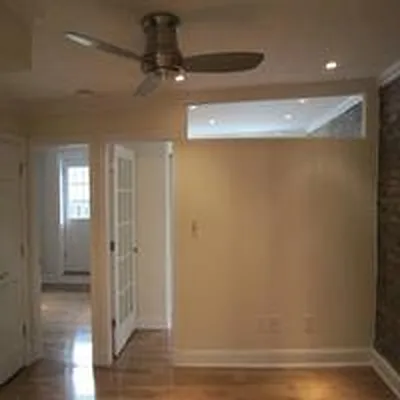 Rented by TAG Real Estate | media 25