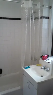 Rented by Cooper Real Estate | media 4