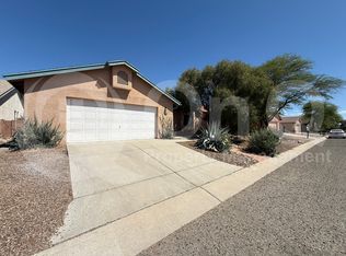 7978 N Supernova Dr, Tucson, AZ 85741