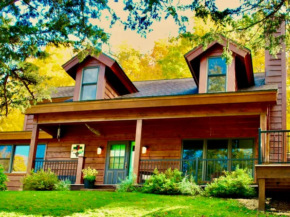 3 Deer Hollow Run, Galena, IL 61036