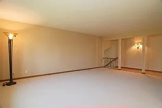 1 S Greenwich Ln photo 1