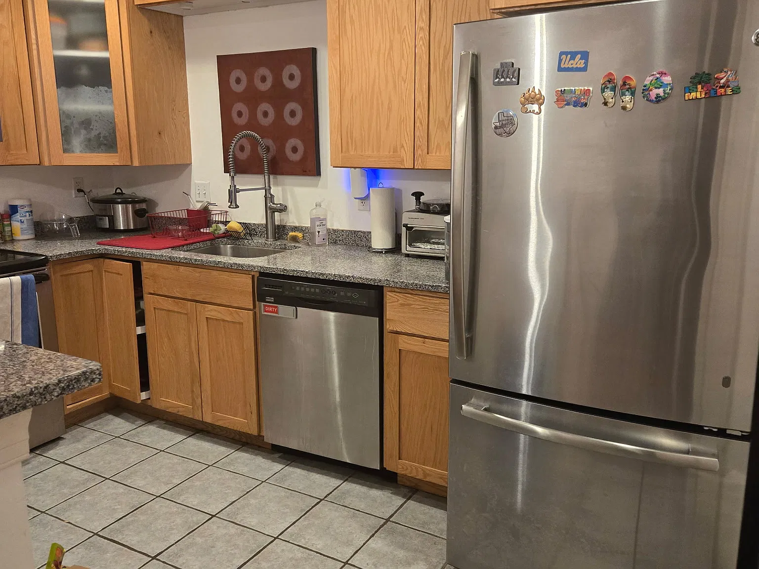 2 bed, 2.5 bath, 1500 sqft, $1,500 — Photo 3